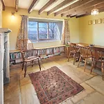 Host & - Lop Hall Holiday home