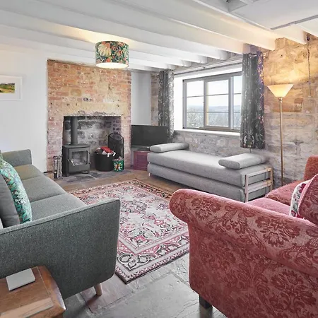 Host & - Lop Hall * Danby