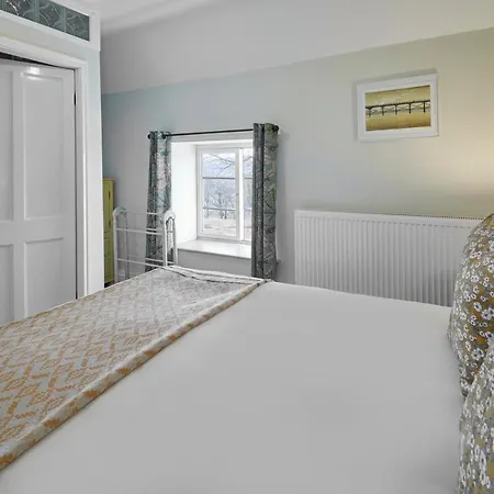 Host & - Lop Hall Holiday home Danby