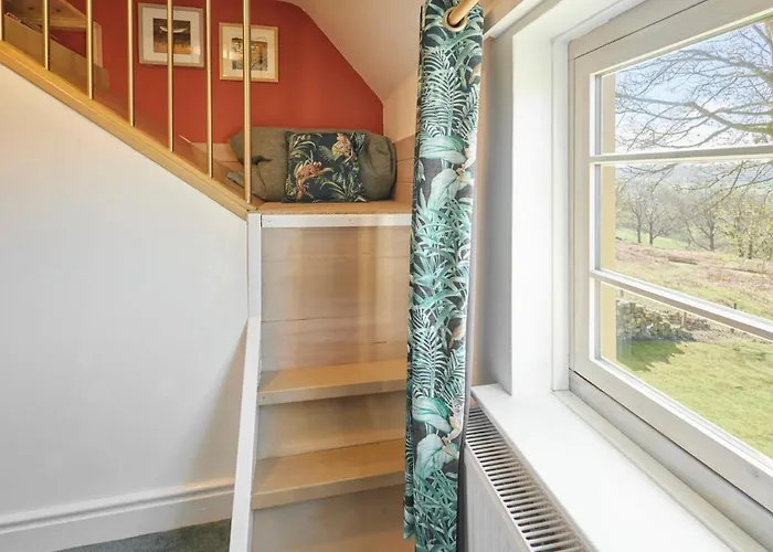 Semesterbostad Host & - Lop Hall Danby